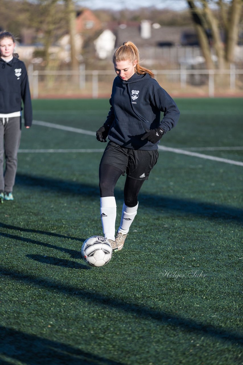 Bild 53 - Frauen SG Holstein Sued - SV Gruenweiss-Siebenbaeumen : Ergebnis: 0:2